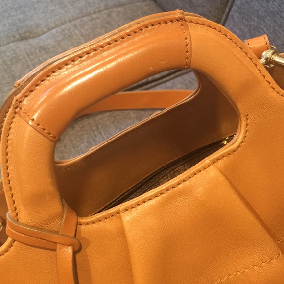 Salvatore Ferragamo handbag - Picture 4 of 8